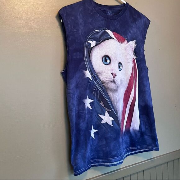 The Mountain Sleeveless Graphic Reverse Tie Dye Patriotic Cat Flag Shirt - Picture 2 of 4